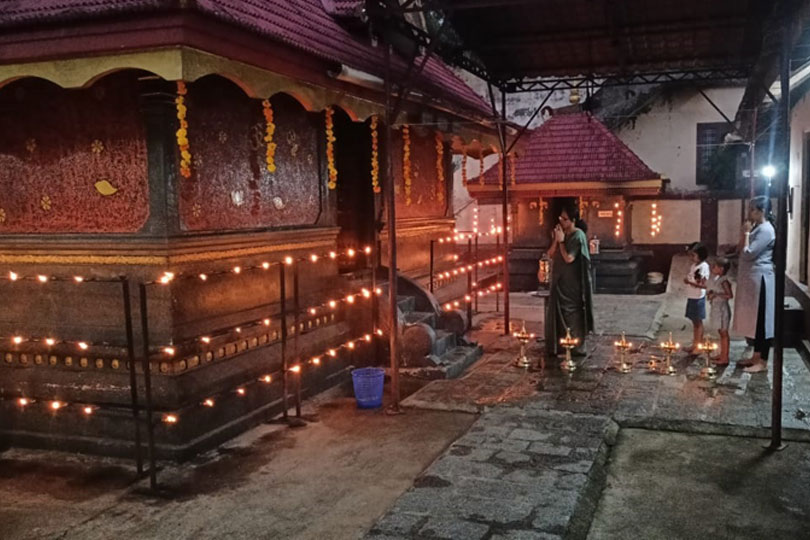 ക്ഷേത്രപ്രവേശനത്തിന്  ഉടുപ്പൂരേണ്ട എന്ന നിലപാടിന് പിന്തുണയുമായി ഡി എസ് ജെ പി